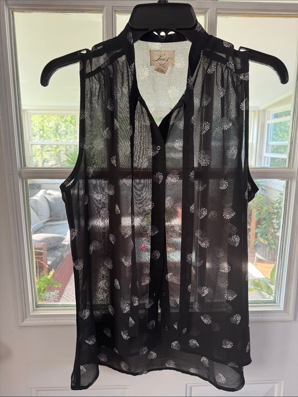 Levi's Black Sheer Sleeveless Button-Front Top with White Leaf Motif